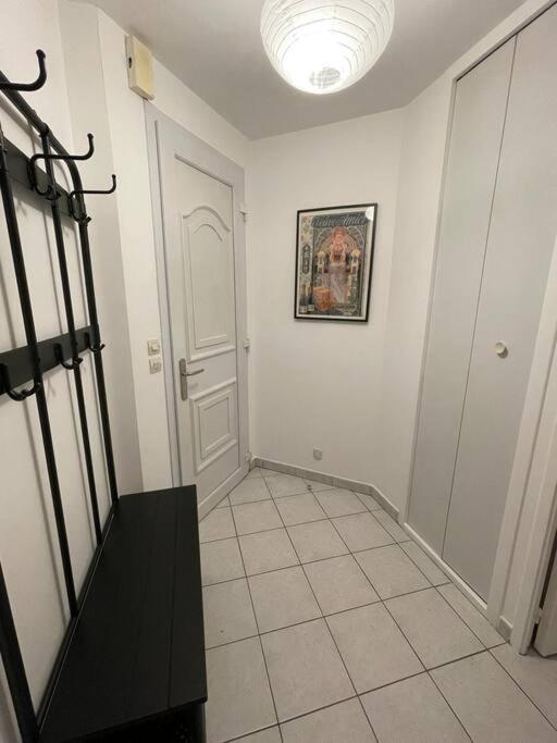 Maisonette Parking Prive Gratuit Doué-la-Fontaine Eksteriør bilde